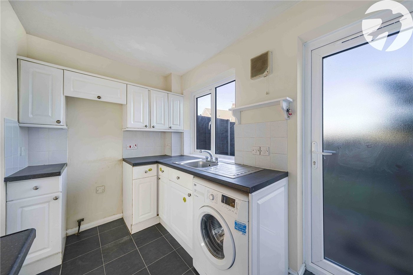 2 bedroom house for sale in Swanscombe | Robinson Jackson