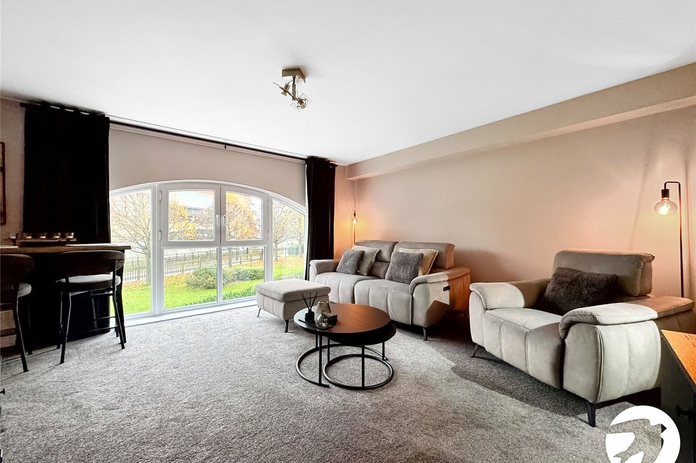 2 bedroom property for sale in Maidstone | Robinson Michael & Jackson