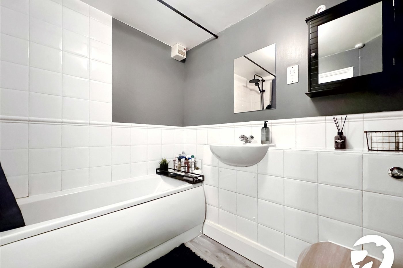 2 bedroom property for sale in Maidstone | Robinson Michael & Jackson