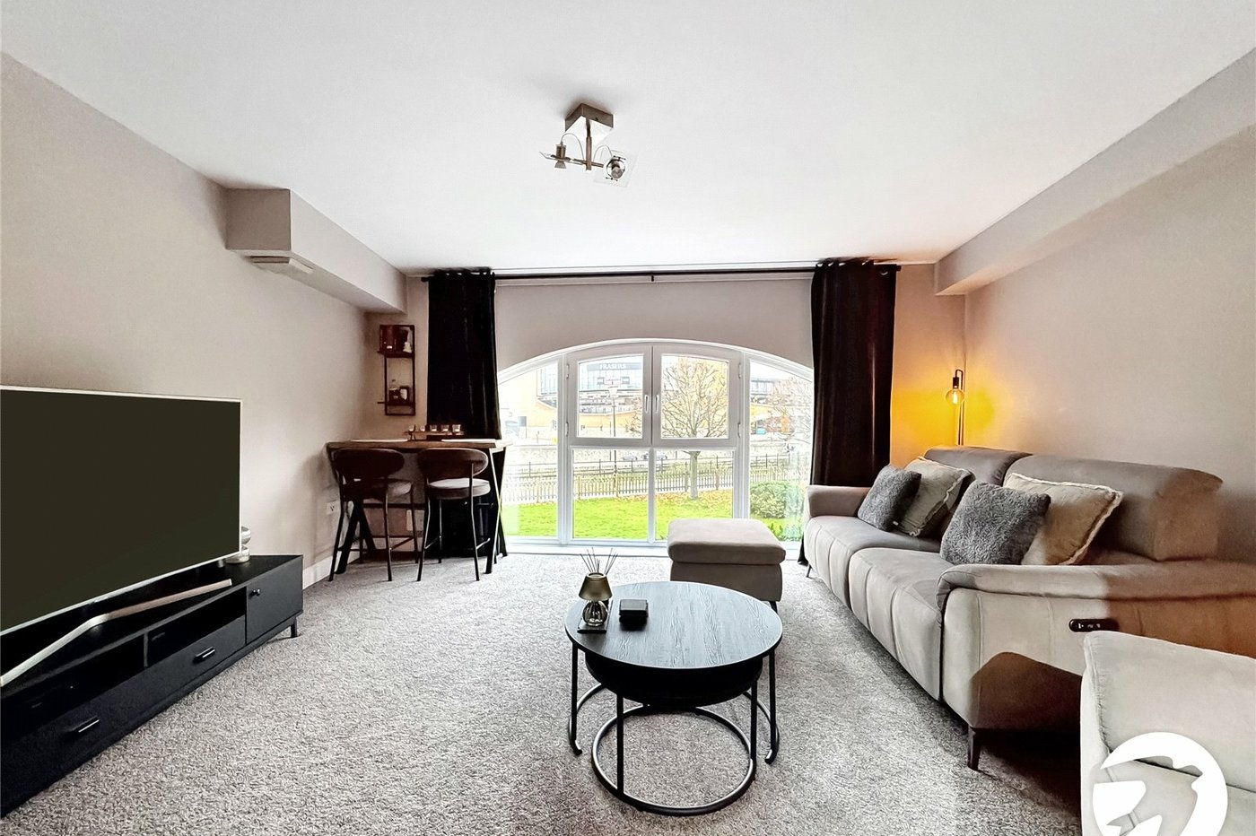 2 bedroom property for sale in Maidstone | Robinson Michael & Jackson
