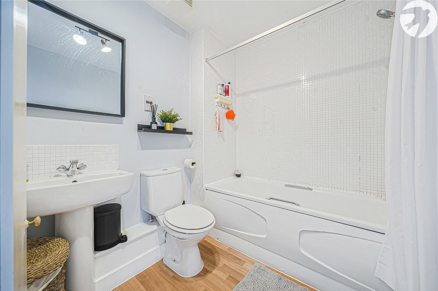 2 bedroom property for sale in Dartford | Robinson Jackson