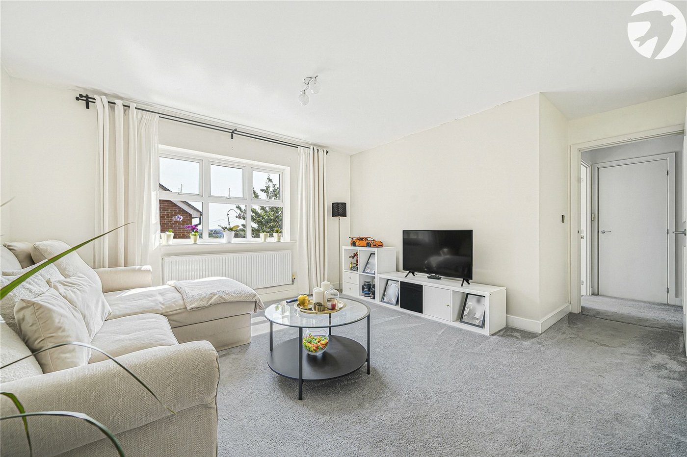 2 bedroom property for sale in Dartford | Robinson Jackson