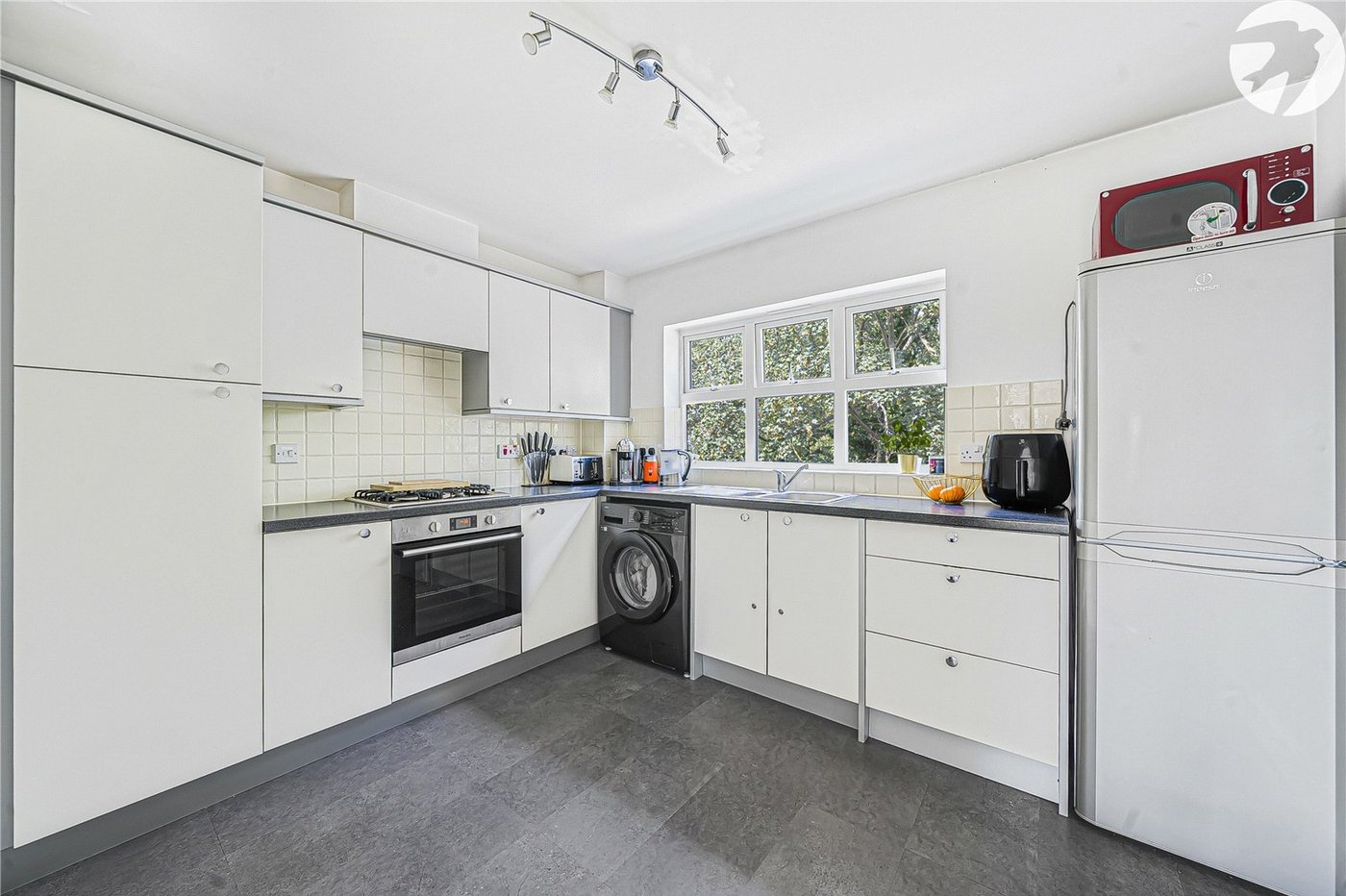 2 bedroom property for sale in Dartford | Robinson Jackson