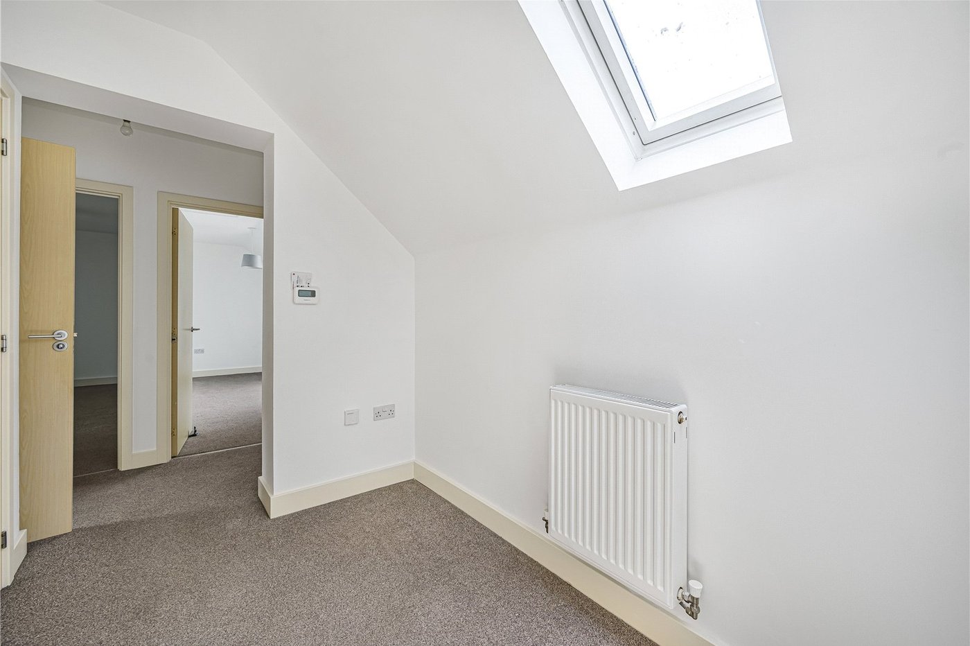 2 bedroom property for sale in Dartford | Robinson Jackson