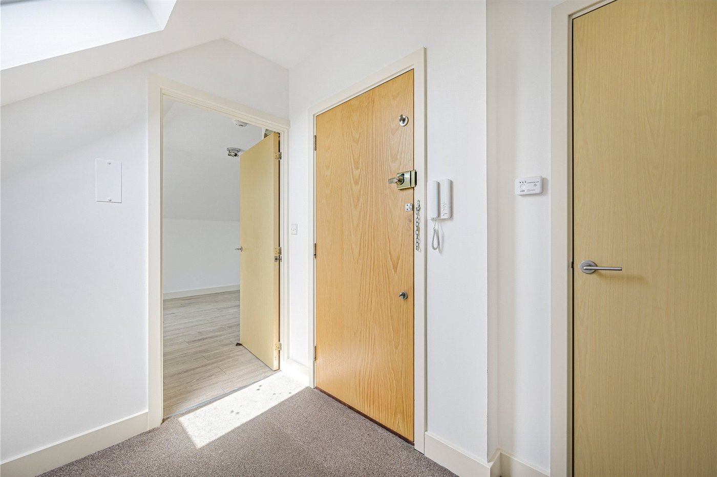 2 bedroom property for sale in Dartford | Robinson Jackson