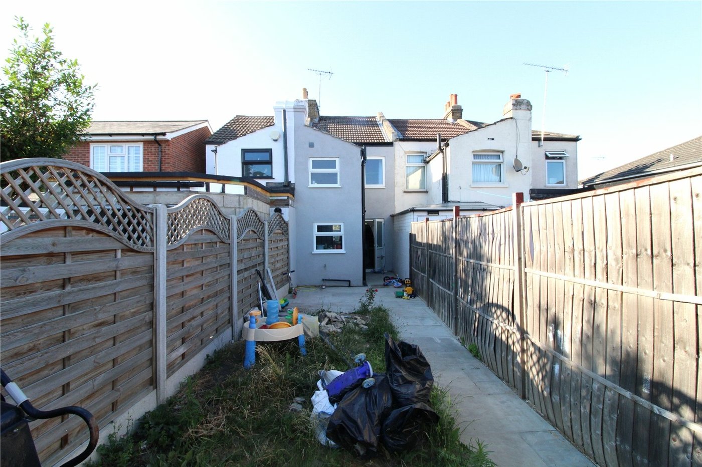 2 bedroom house for sale in Northfleet | Robinson Michael & Jackson