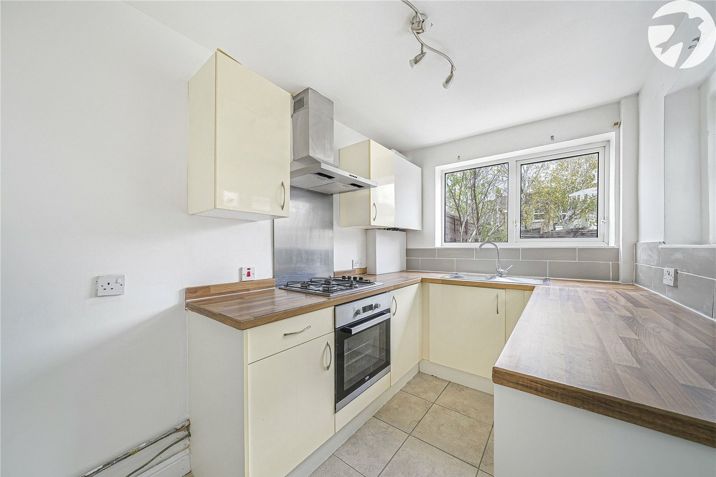 2 bedroom house for sale in Dartford | Robinson Jackson