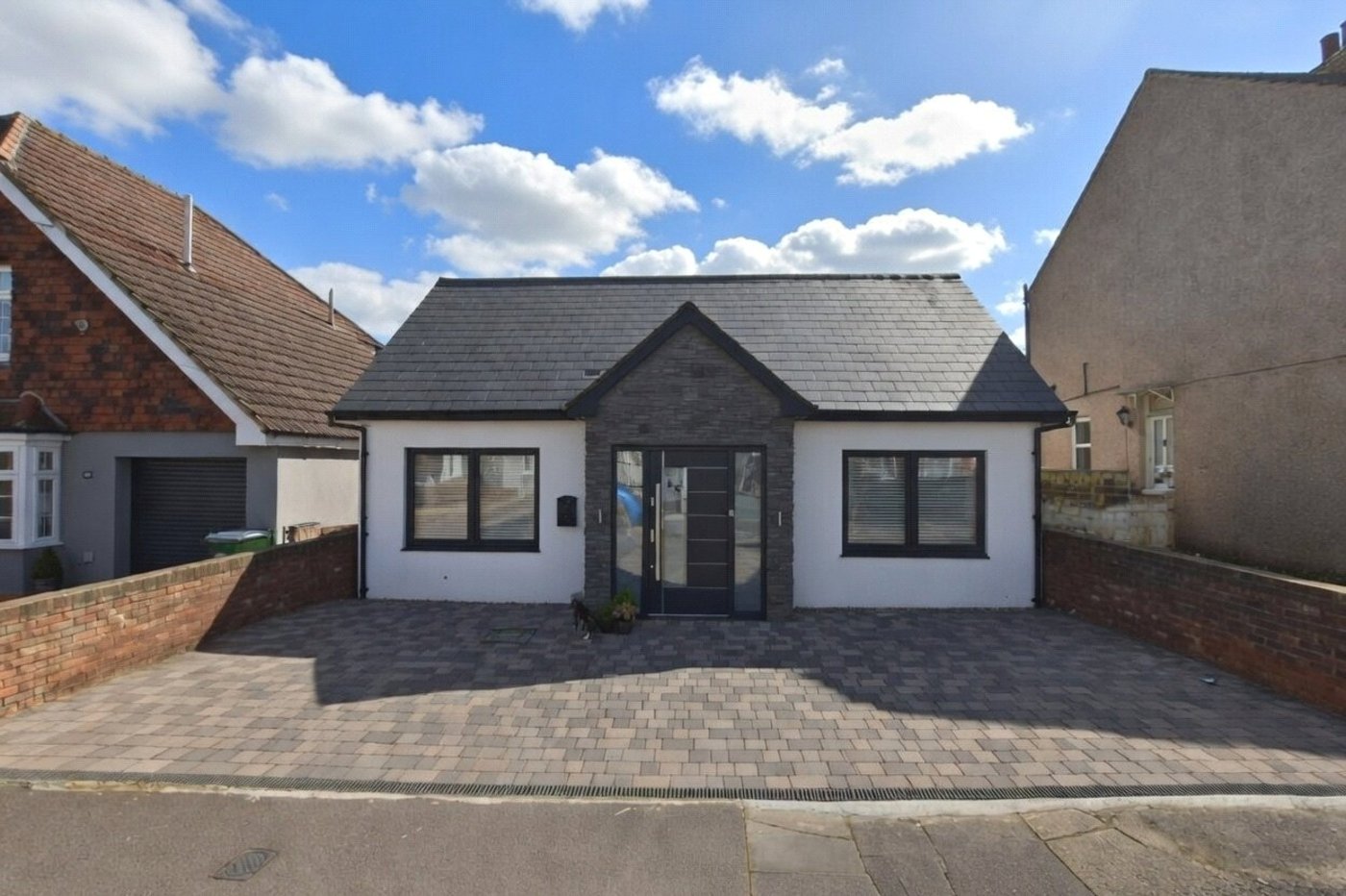 4 bedroom bungalow for sale in Bexleyheath | Robinson Jackson