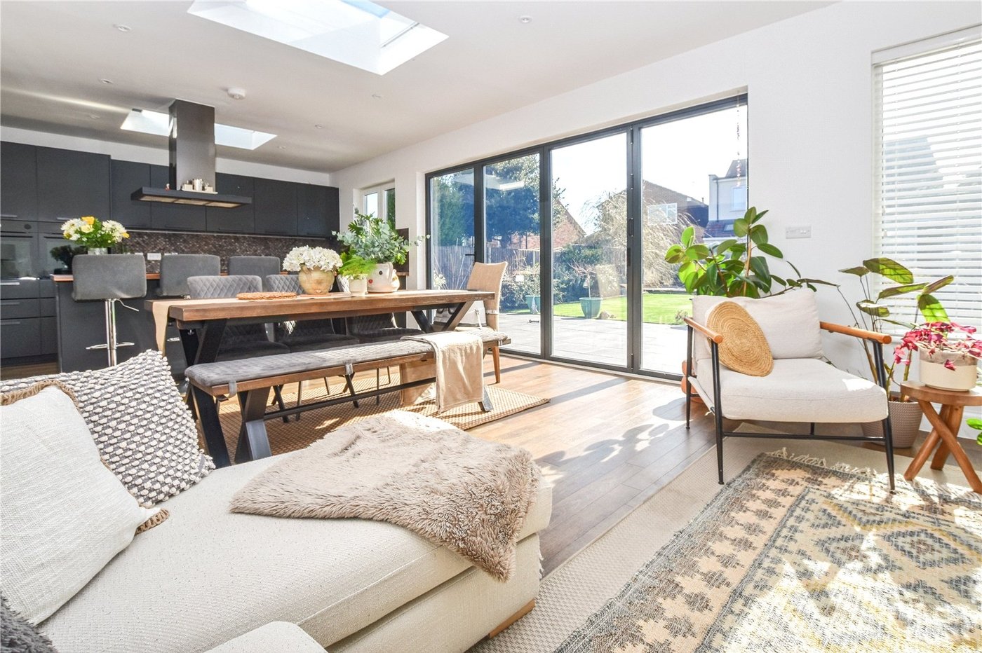 4 bedroom bungalow for sale in Bexleyheath | Robinson Jackson