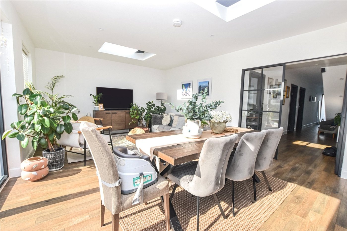 4 bedroom bungalow for sale in Bexleyheath | Robinson Jackson