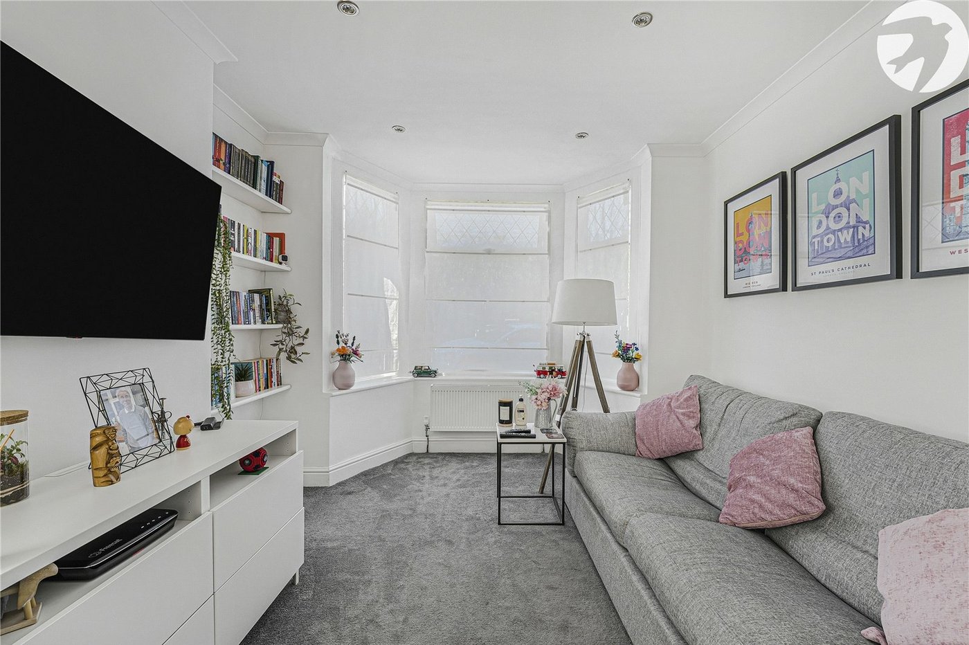 2 bedroom house for sale in West Dartford | Robinson Jackson