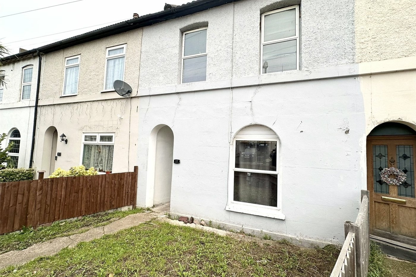 3 bedroom house for sale in Swanscombe | Robinson Jackson