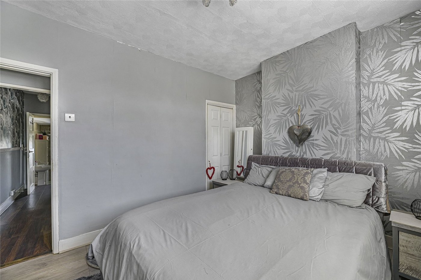 2 bedroom house for sale in Swanscombe | Robinson Jackson