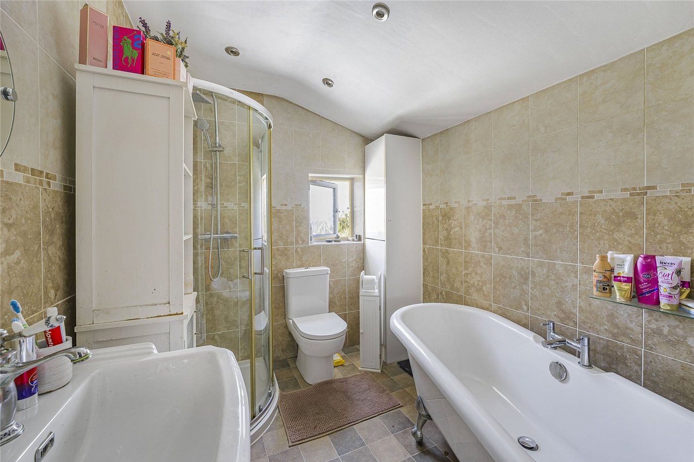2 bedroom house for sale in Swanscombe | Robinson Jackson