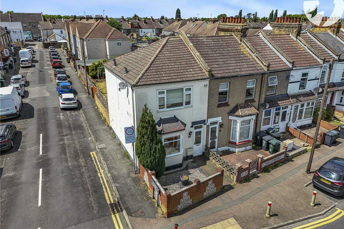 3 bedroom house for sale in Swanscombe | Robinson Jackson