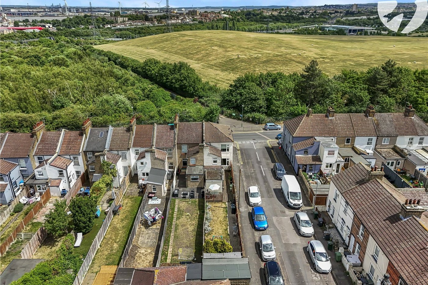 3 bedroom house for sale in Swanscombe | Robinson Jackson