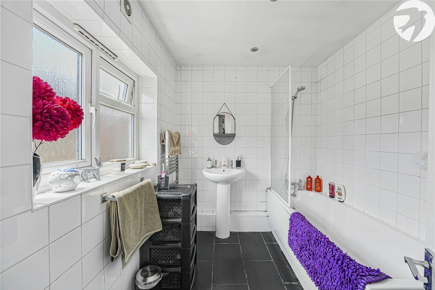 3 bedroom house for sale in Swanscombe | Robinson Jackson