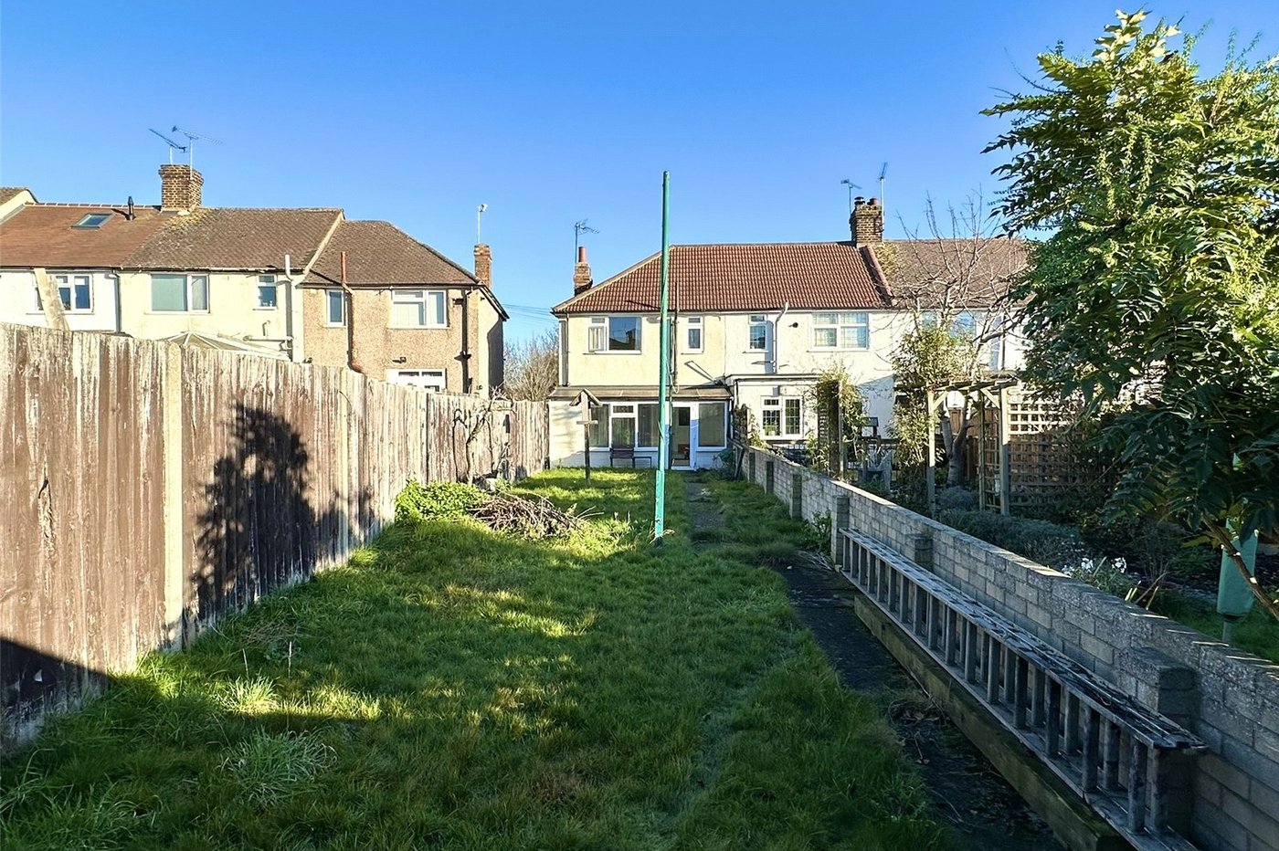 3 bedroom house for sale in Swanscombe | Robinson Jackson
