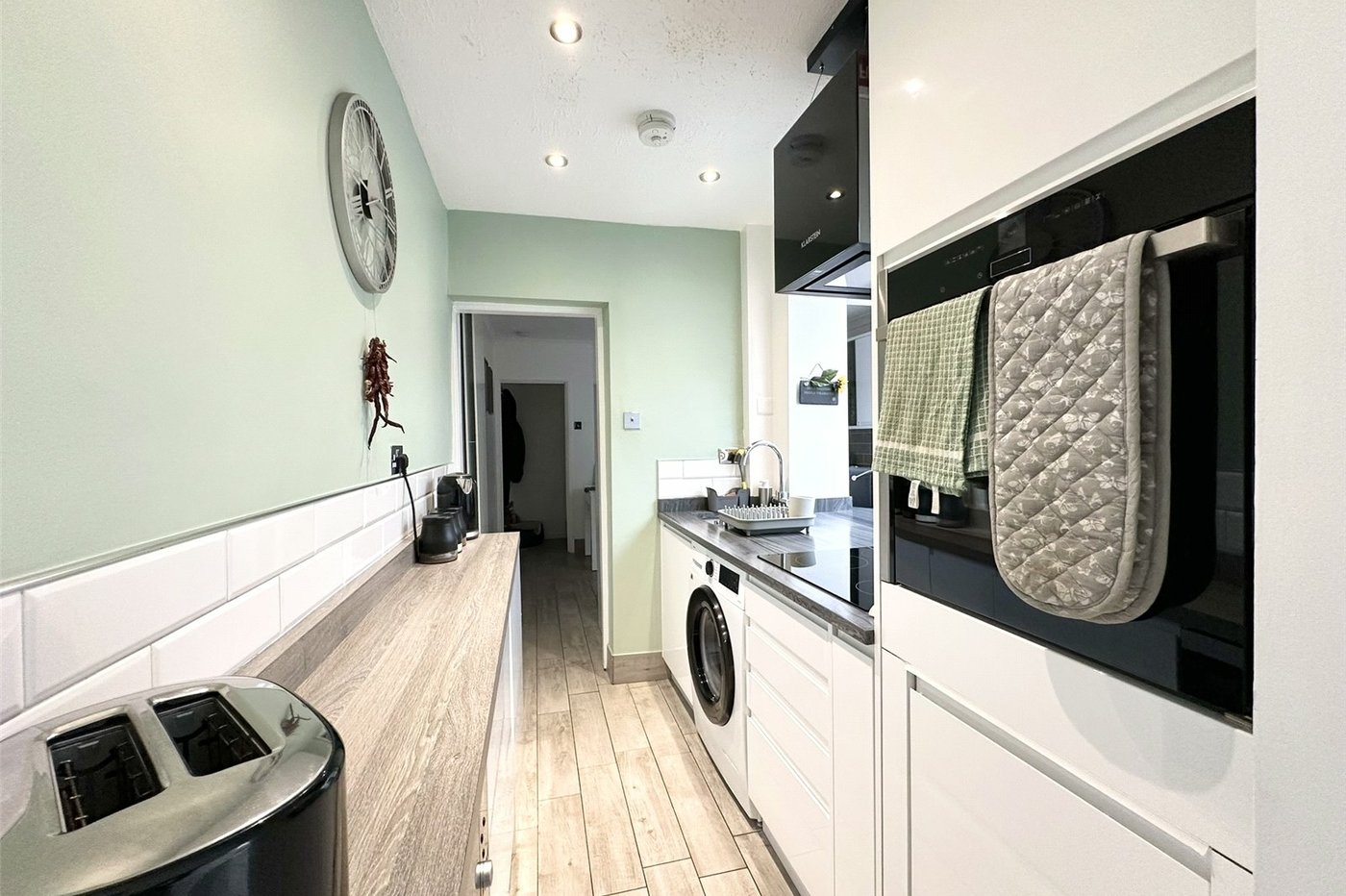 2 bedroom house for sale in Swanscombe | Robinson Jackson