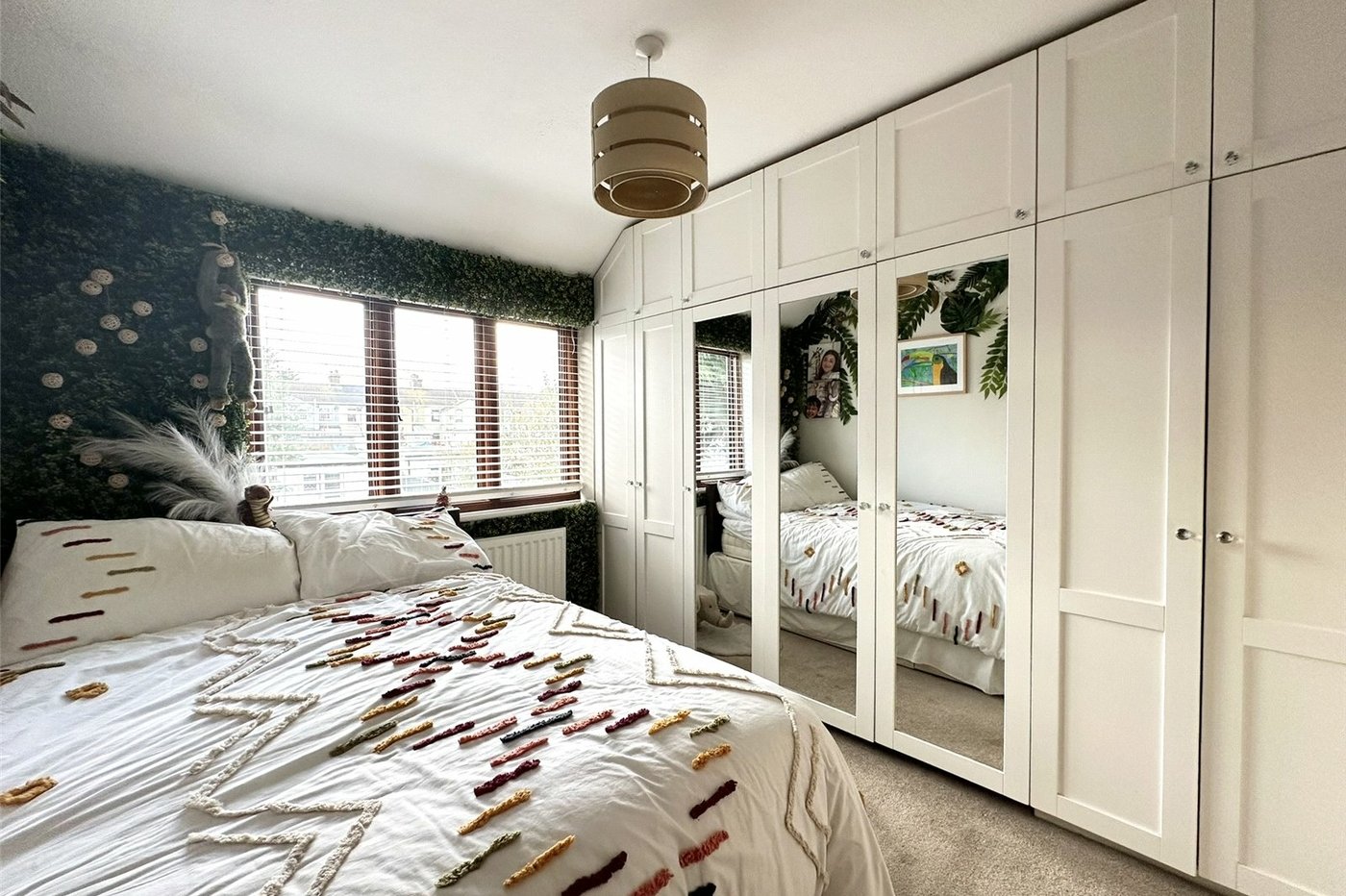 3 bedroom house for sale in Swanscombe | Robinson Jackson