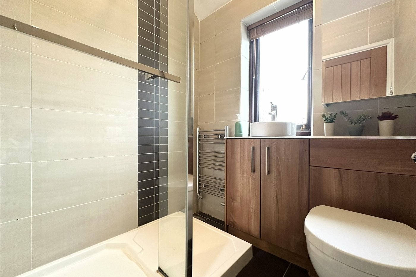 3 bedroom house for sale in Swanscombe | Robinson Jackson