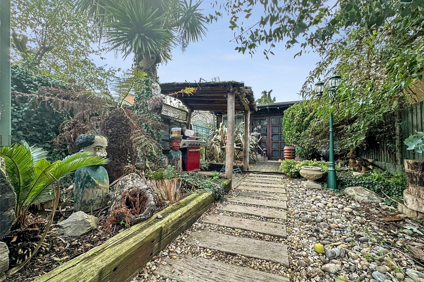 3 bedroom house for sale in Swanscombe | Robinson Jackson