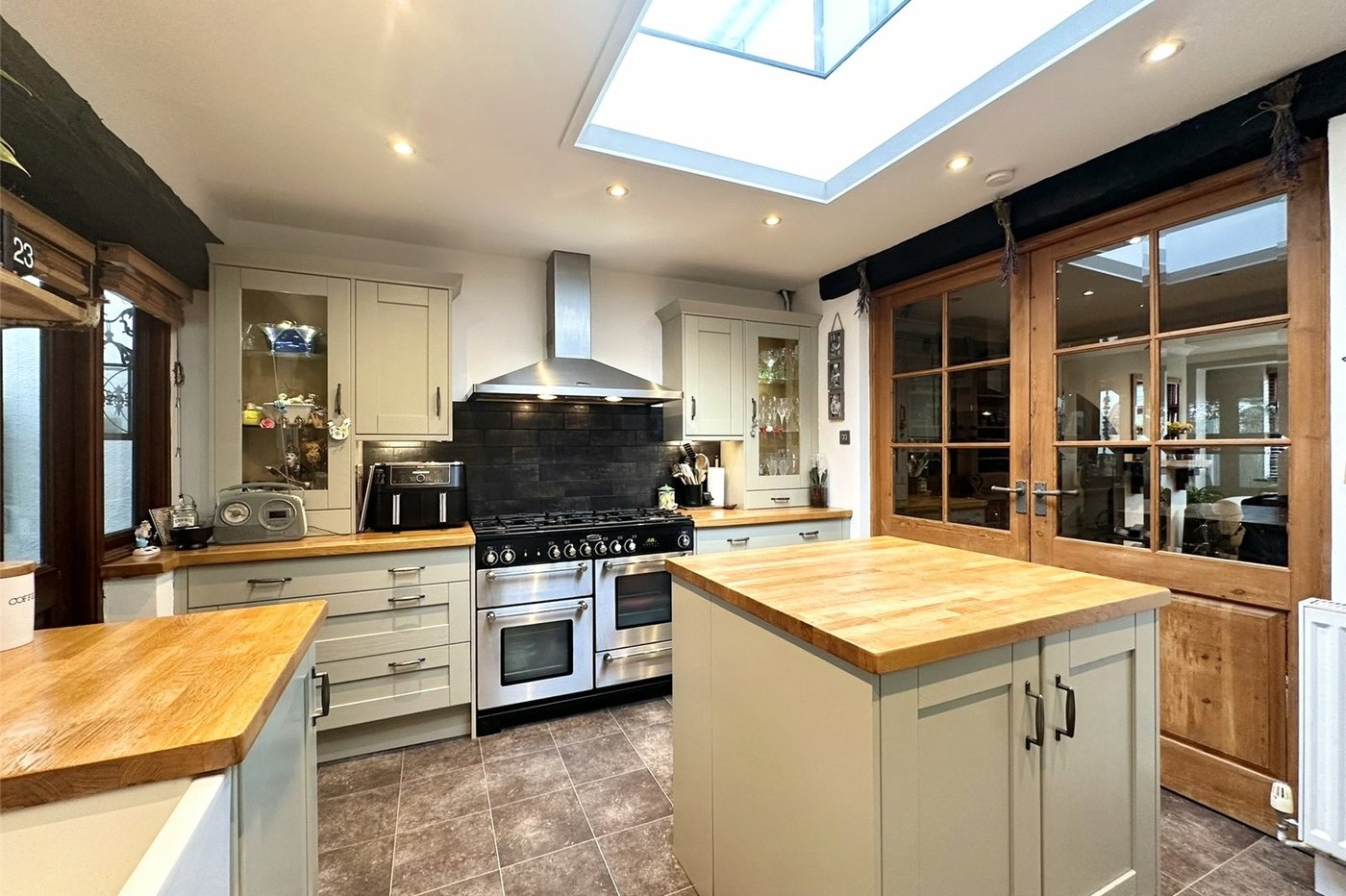 3 bedroom house for sale in Swanscombe | Robinson Jackson