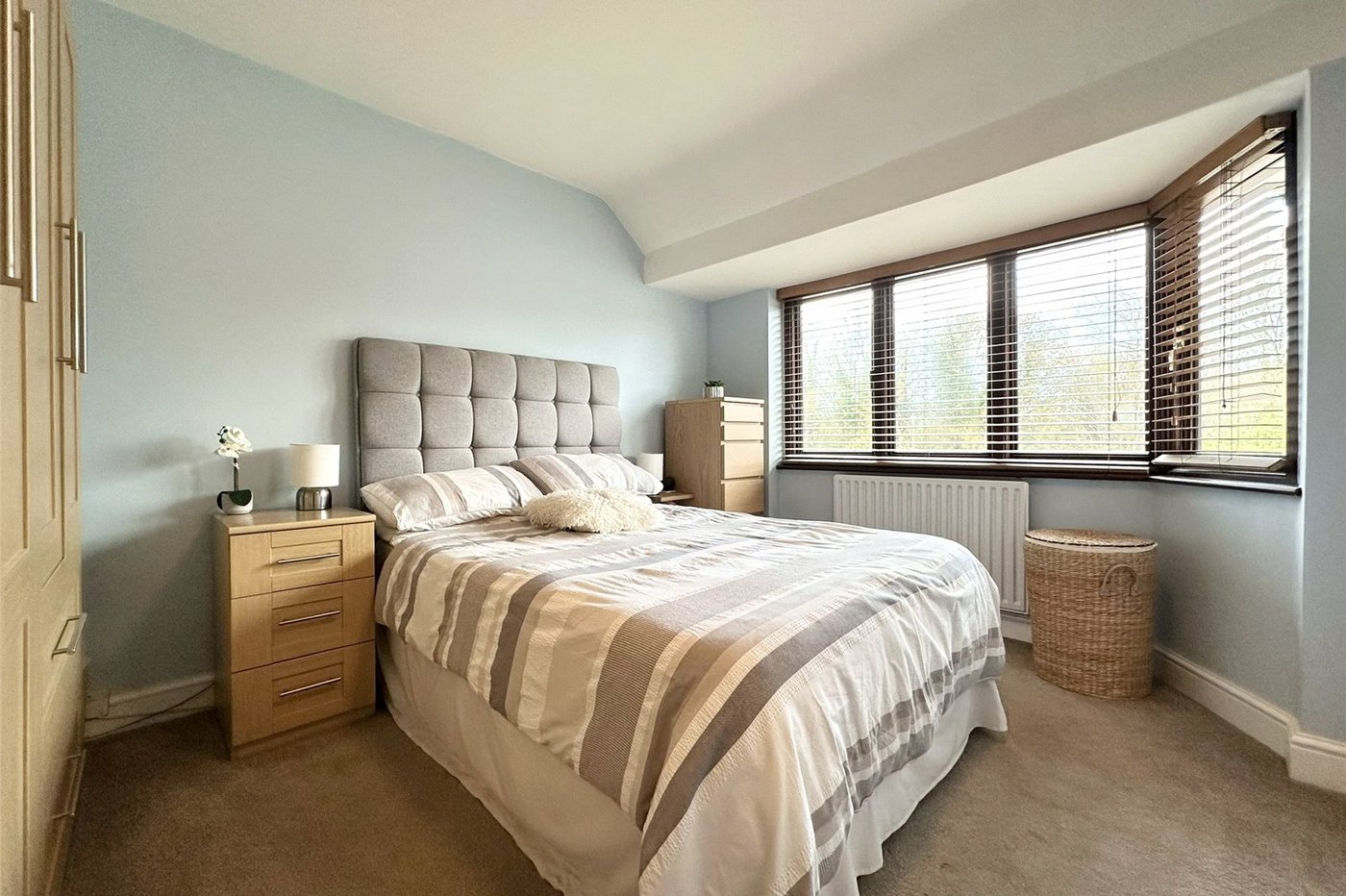 3 bedroom house for sale in Swanscombe | Robinson Jackson