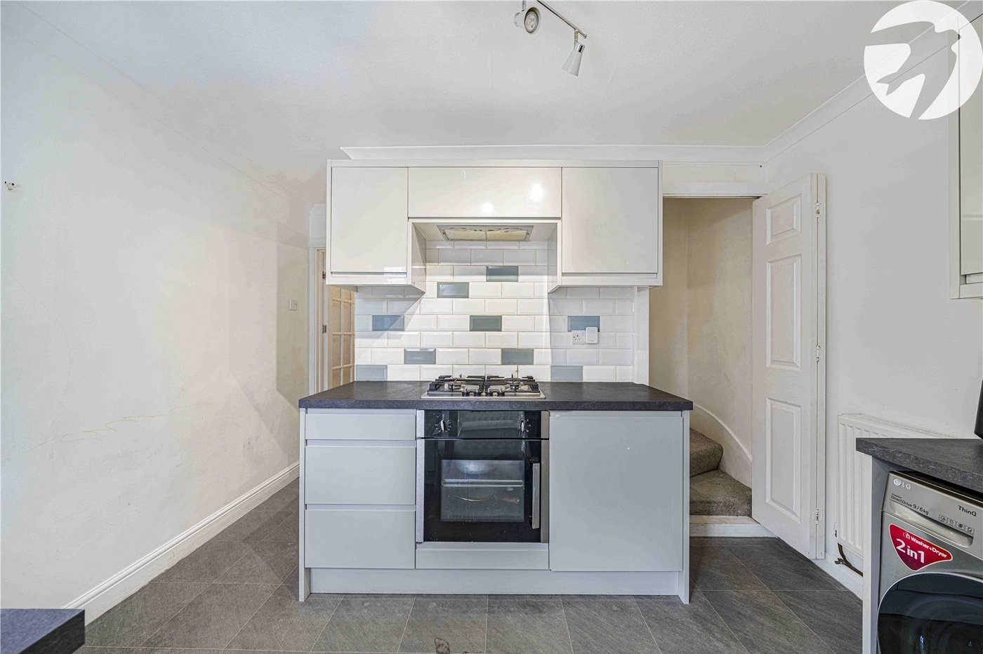 2 bedroom house for sale in Swanscombe | Robinson Jackson