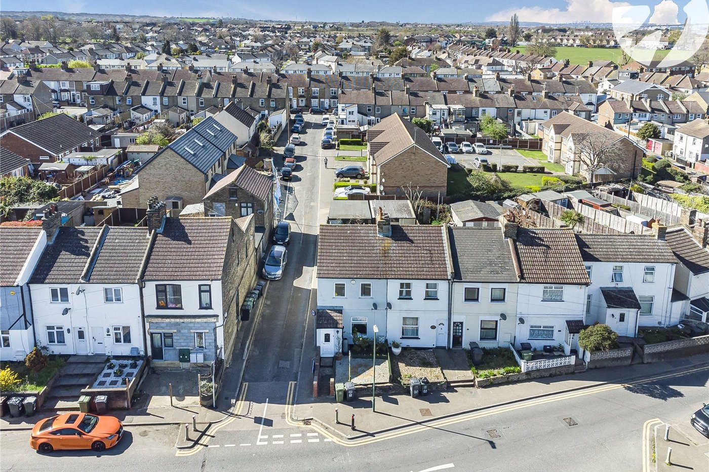 2 bedroom house for sale in Swanscombe | Robinson Jackson