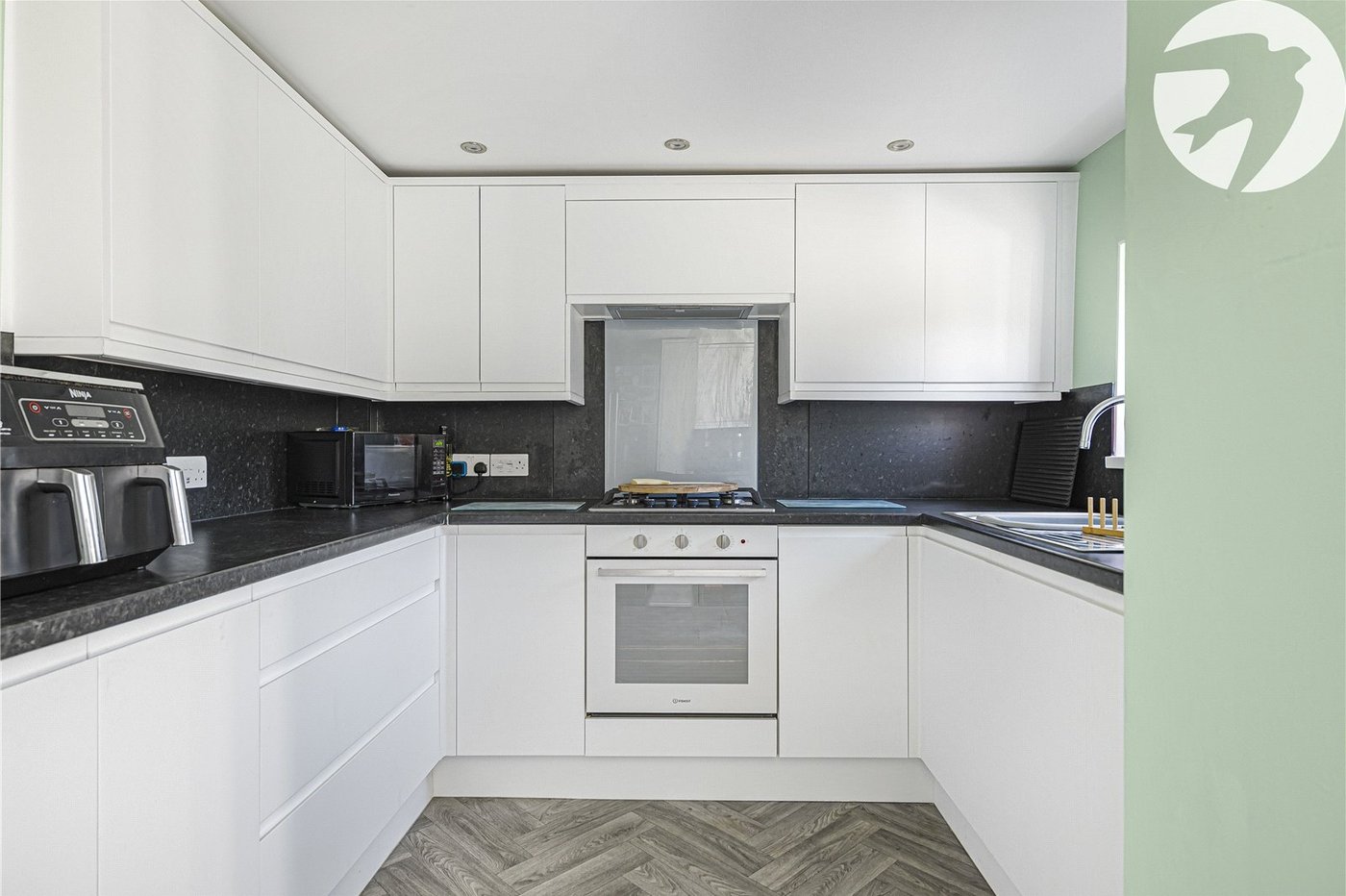 2 bedroom house for sale in Swanscombe | Robinson Jackson