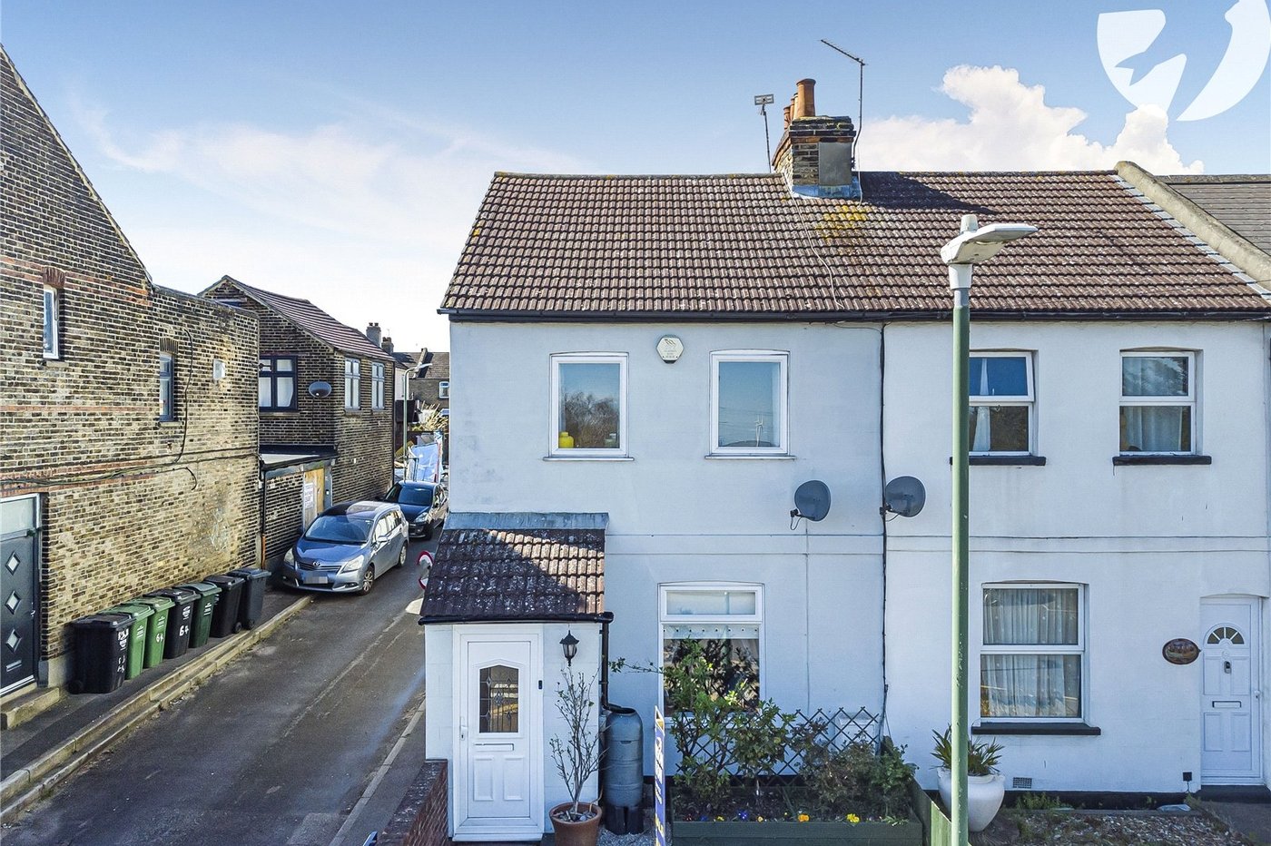 2 bedroom house for sale in Swanscombe | Robinson Jackson