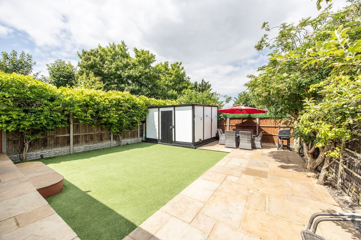 house for sale in Gravesend, Kent, DA12 Robinson Michael & Jackson