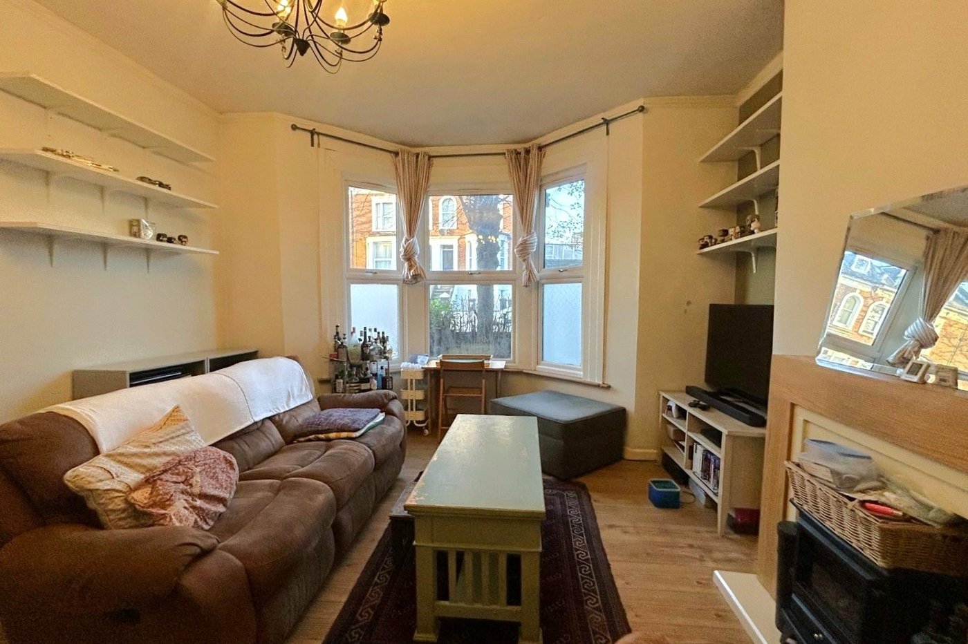 1 bedroom property for sale in London | Robinson Jackson