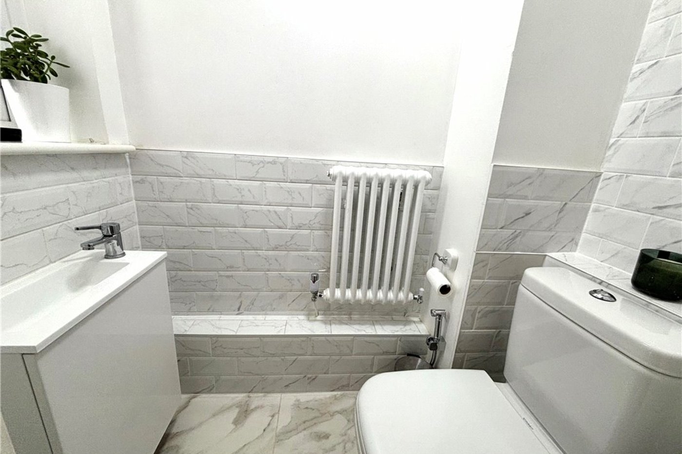 2 bedroom house for sale in St Mary Cray | Robinson Jackson