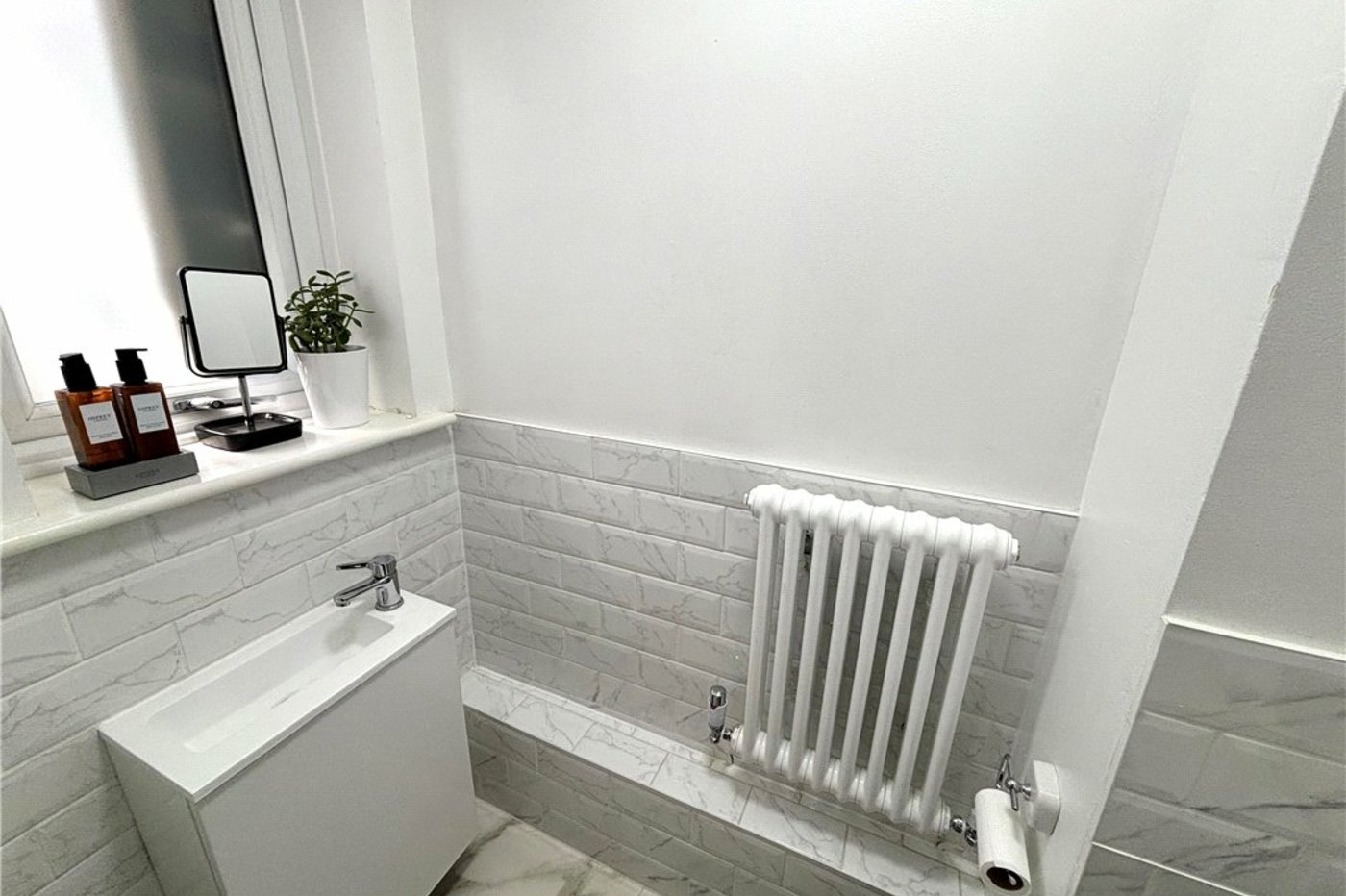 2 bedroom house for sale in St Mary Cray | Robinson Jackson