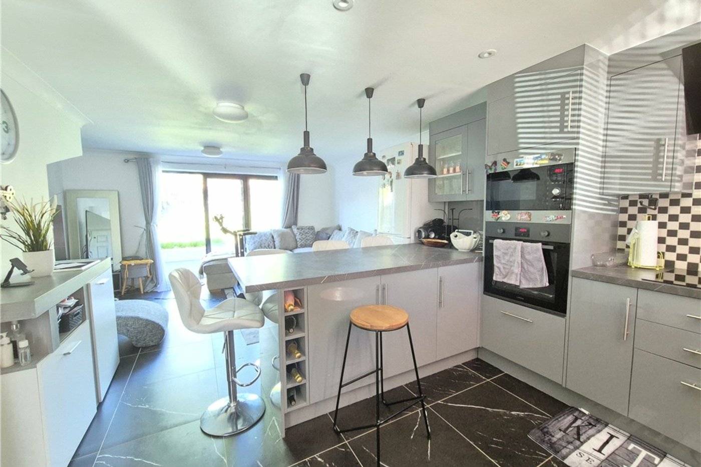 2 bedroom house for sale in St Mary Cray | Robinson Jackson