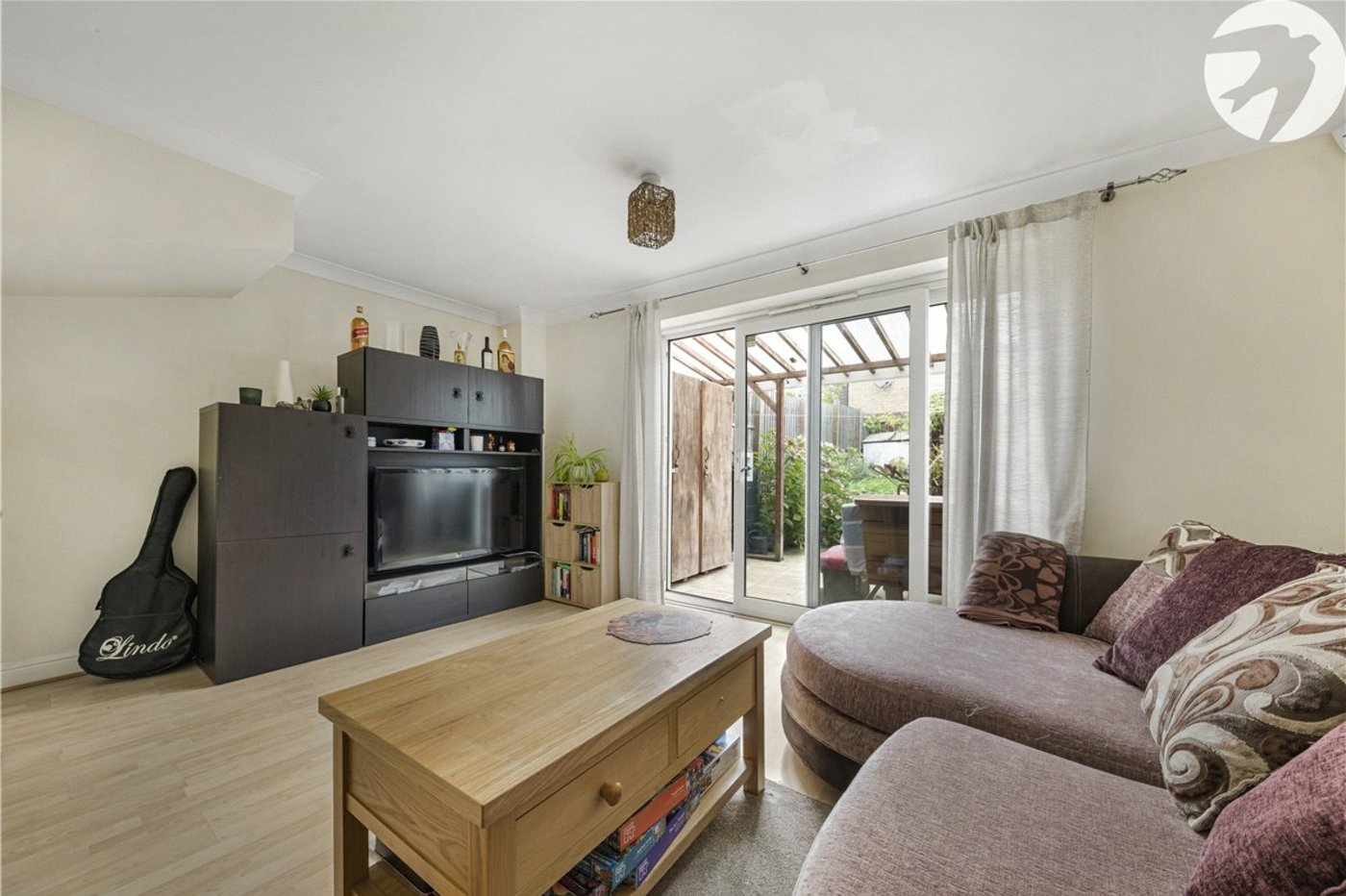 2 bedroom house for sale in St Mary Cray | Robinson Jackson