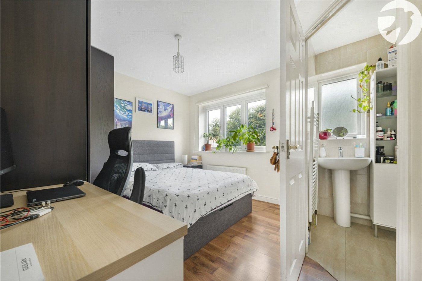 2 bedroom house for sale in St Mary Cray | Robinson Jackson
