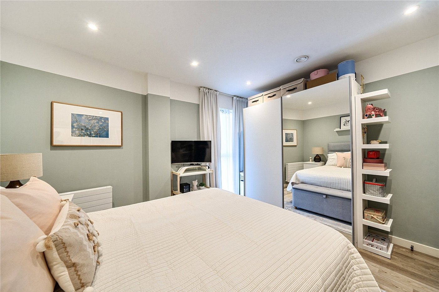 1 bedroom property for sale in Sydenham | Robinson Jackson
