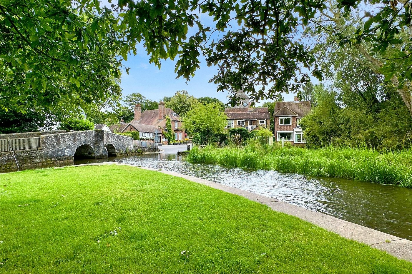 2 bedroom house for sale in Eynsford | Robinson Jackson