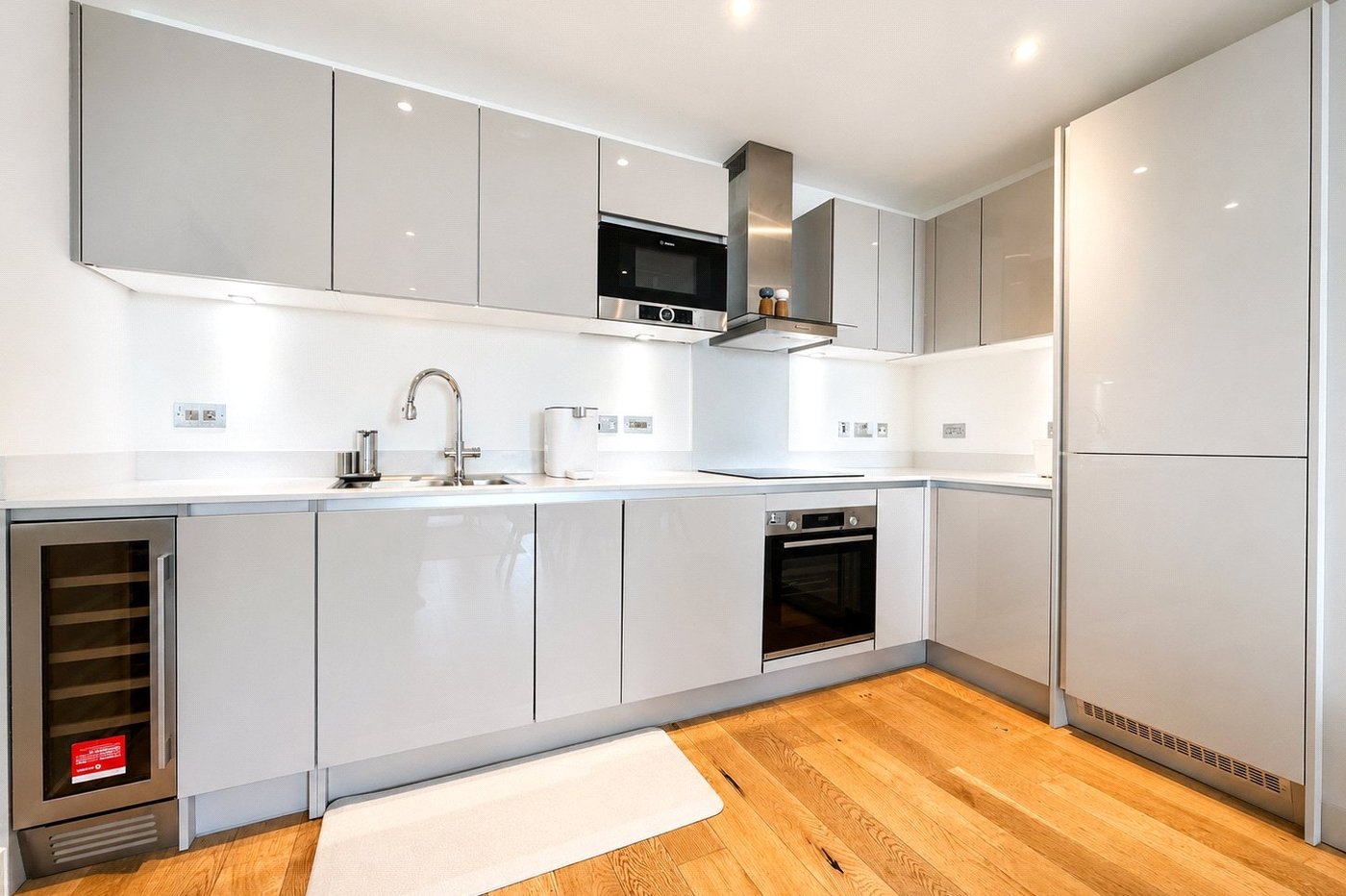2 bedroom property for sale in Lewisham | Robinson Jackson