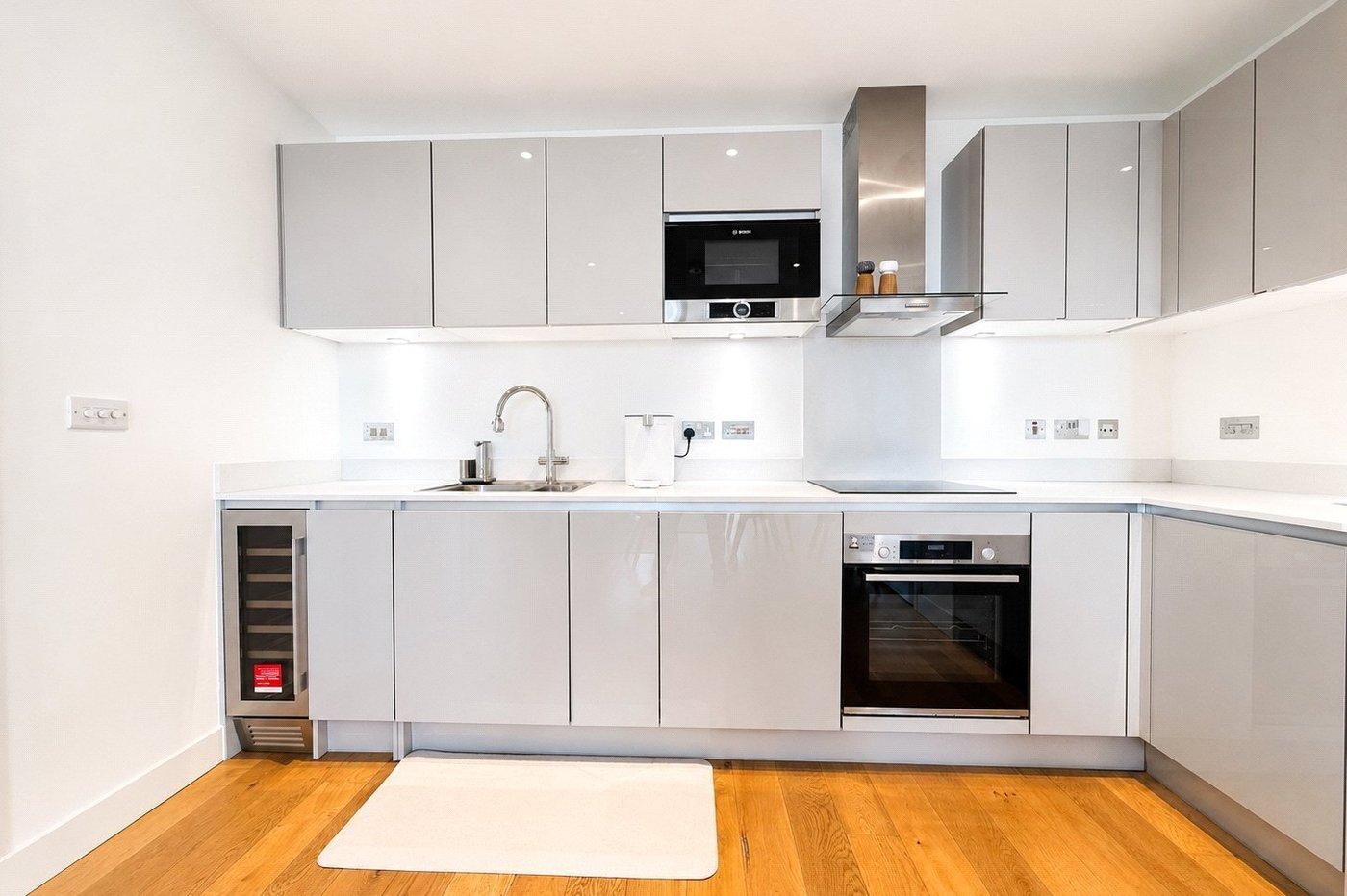 2 bedroom property for sale in Lewisham | Robinson Jackson
