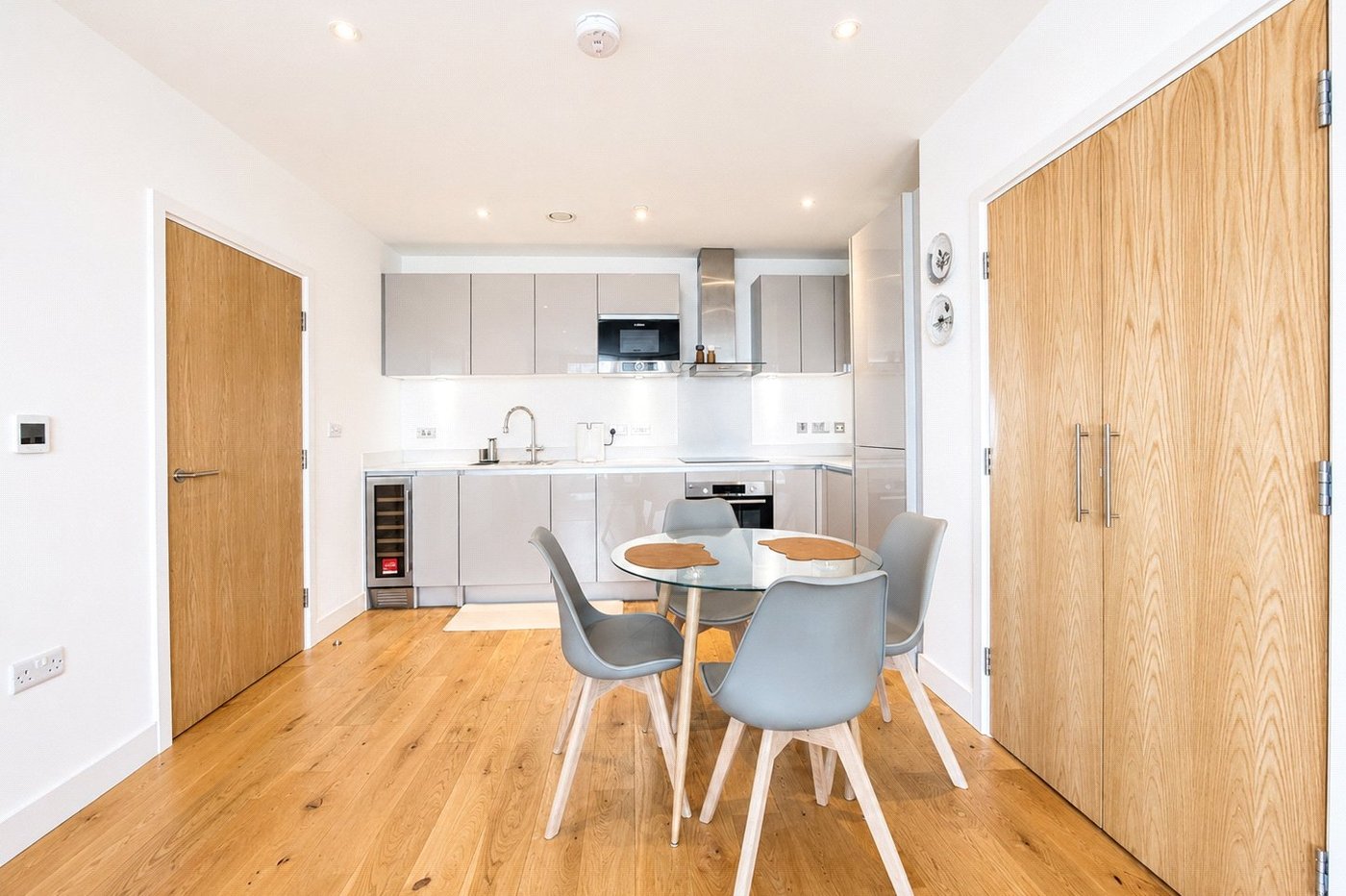 2 bedroom property for sale in Lewisham | Robinson Jackson
