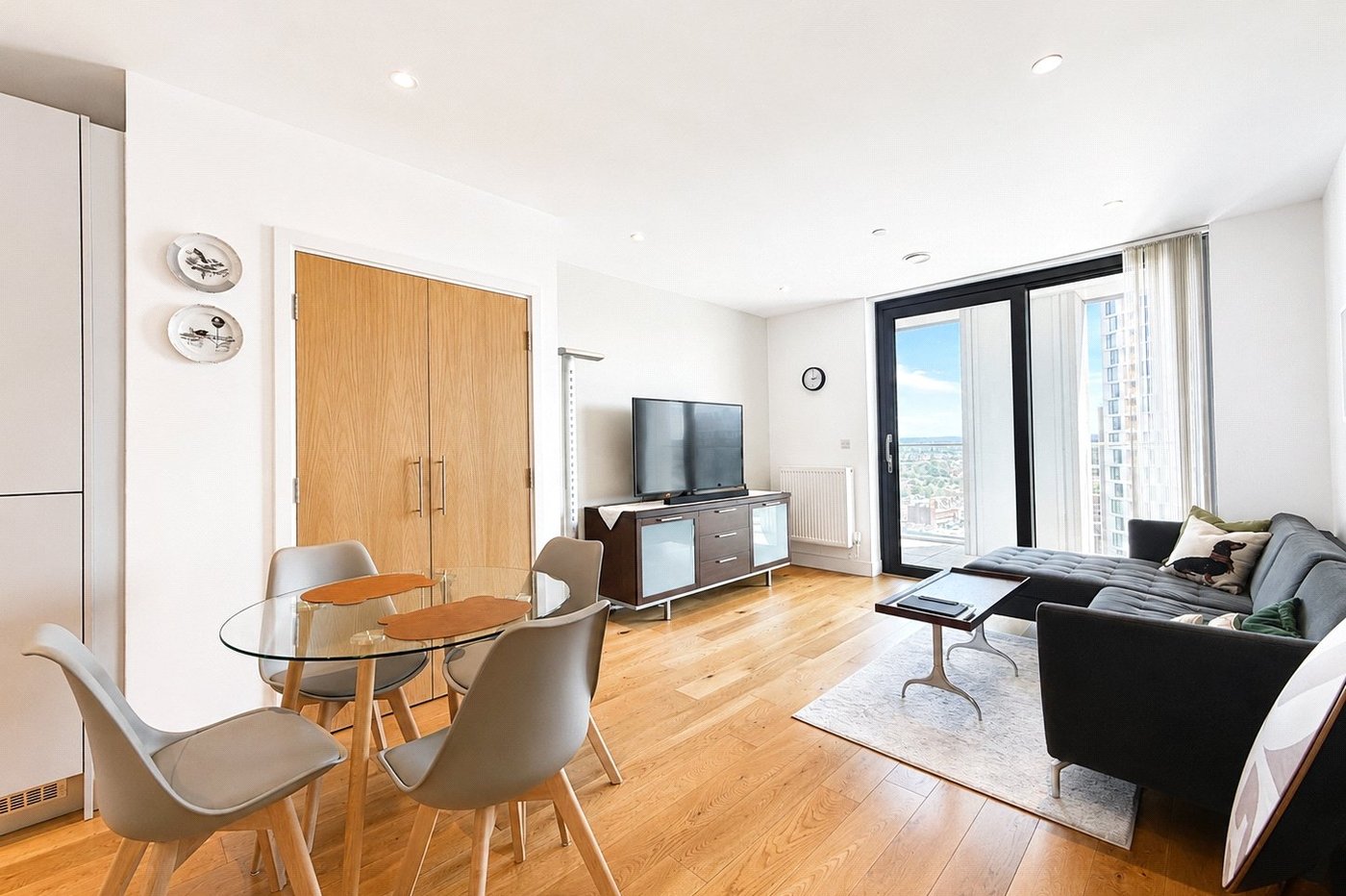 2 bedroom property for sale in Lewisham | Robinson Jackson