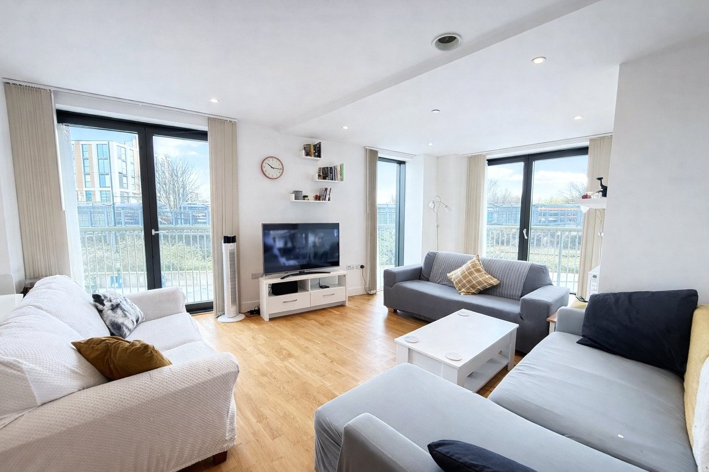 1 bedroom property for sale in London | Robinson Jackson