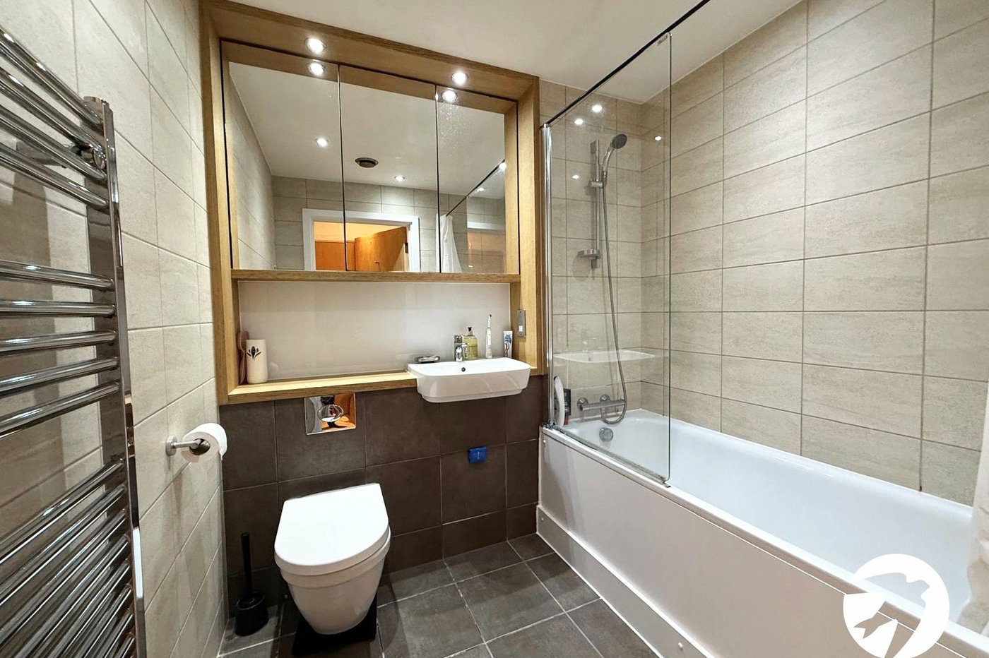 1 bedroom property for sale in London | Robinson Jackson