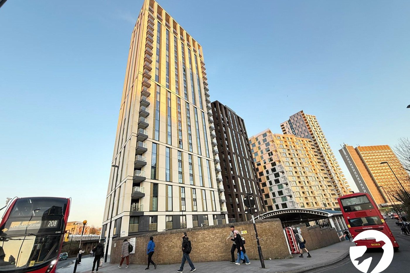 1 bedroom property for sale in London | Robinson Jackson