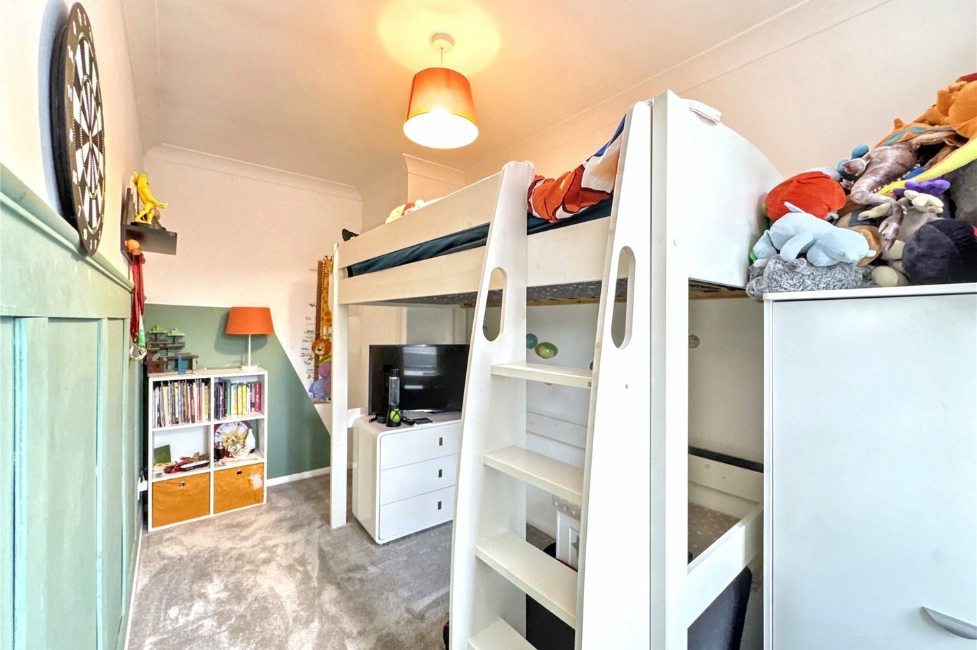 3 bedroom house for sale in Rainham | Robinson Michael & Jackson