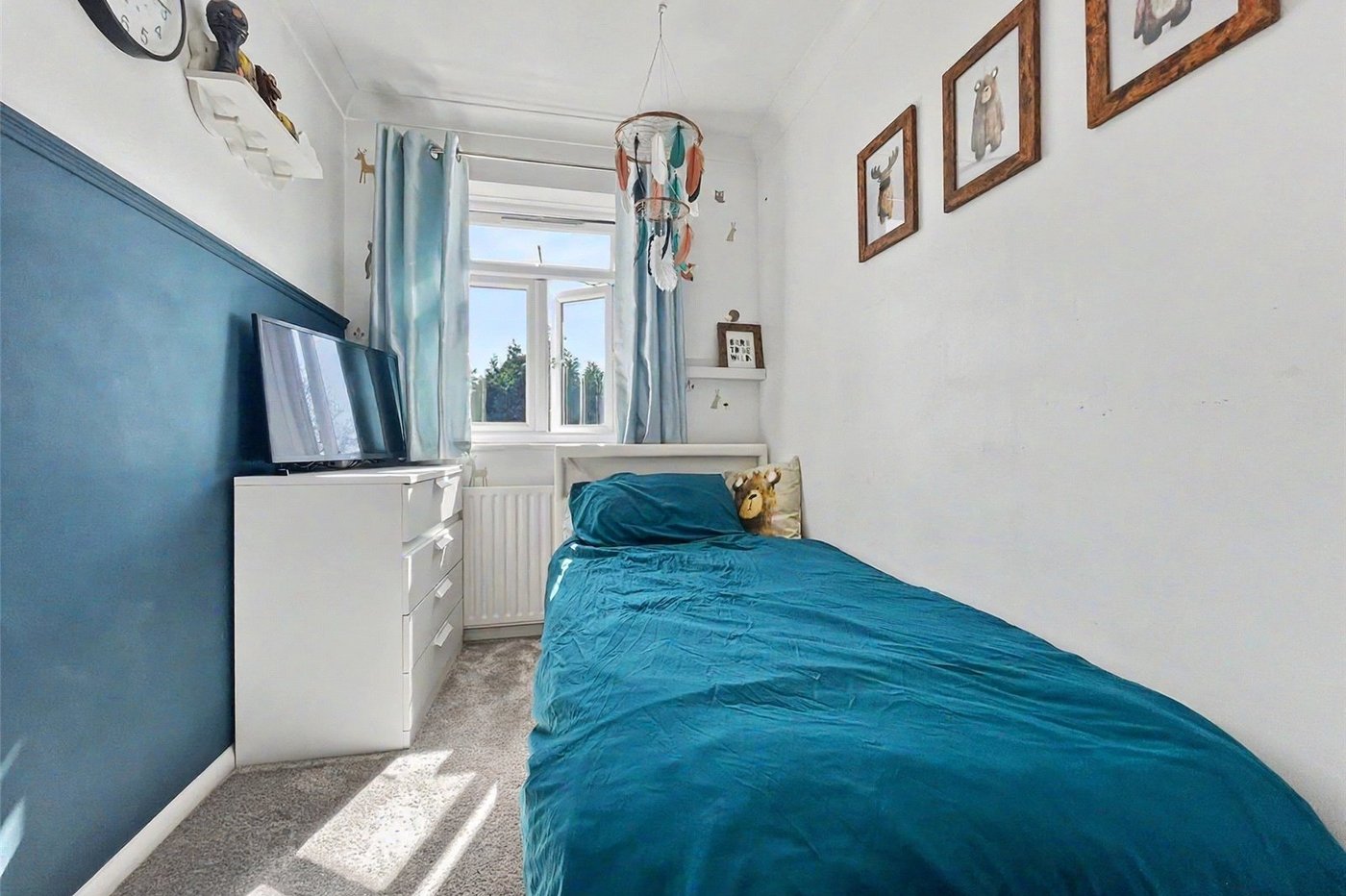 3 bedroom house for sale in Rainham | Robinson Michael & Jackson